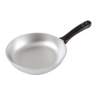 Сковорода 240/60-М с ручкой (с утолщенным дном) КУКМОР арт.с241 Kukmara Сковорода 240/60-М с ручкой (с утолщенным дном) КУКМОР арт.с241 Kukmara