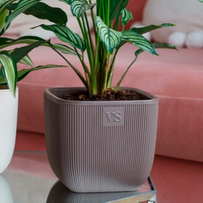 Горшок цветочный VipSet Фабио 8,3л шоколад (черная вставка) с дренажной системой