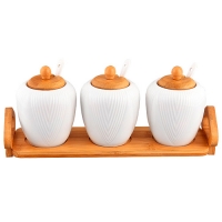 AK1-0006 Набор из 3 банок (300мл) с ложками на бамбуковой подставке "DECO" (16) AK1-0006 Набор из 3 банок (300мл) с ложками на бамбуковой подставке "DECO" (16)