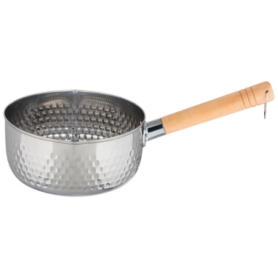 Ковш из нерж стали, DOMESTICO, объем: 1.8 л, рифлёный, с деревянной ручкой с подвесом арт.108951