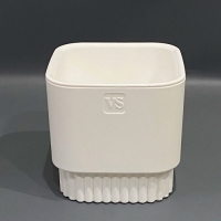 Горшок цветочный VipSet Бостон с дренажной системой квадрат 2,7л белый (AMБ-2,7-01) Горшок цветочный VipSet Бостон с дренажной системой квадрат 2,7л белый (AMБ-2,7-01)