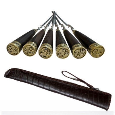 Набор в кожаном чехле средний с ремнем на рукоять (герб) (ЭЛИТ)арт.2К-059el Набор в кожаном чехле средний с ремнем на рукоять (герб) (ЭЛИТ)арт.2К-059el