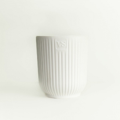 Горшок цветочный VipSet Эйва 2,4л белый с дренажной системой и фитильным поливом (АМО-2,4-01)