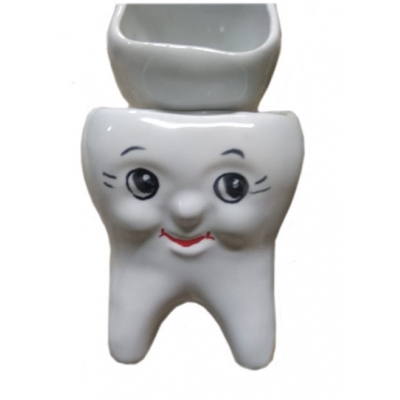 Стакан под зубные щетки "Зуб"