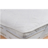 Наматрасник на синтепоне (на резинке)