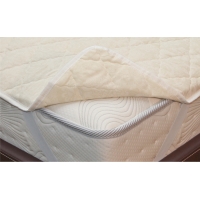 Наматрасник с овечьей шерстью (на резинке) Наматрасник с овечьей шерстью (на резинке)